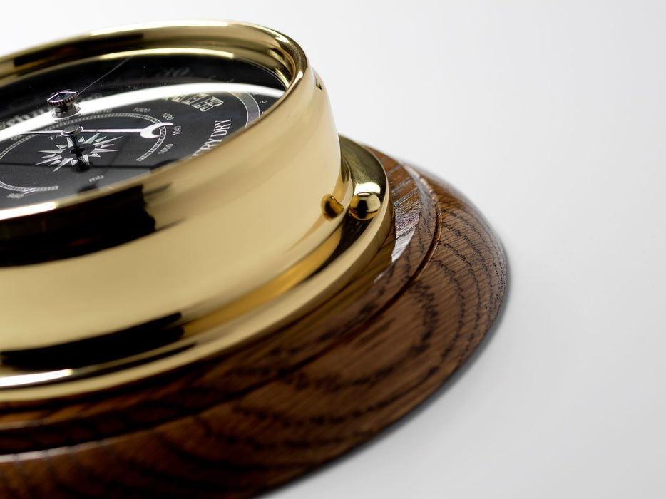 Weather Scientific Tabic Clocks Handmade Prestige Barometer With Jet Black Dial Mounted on an English Dark Oak Wall Mount Tabic Clocks