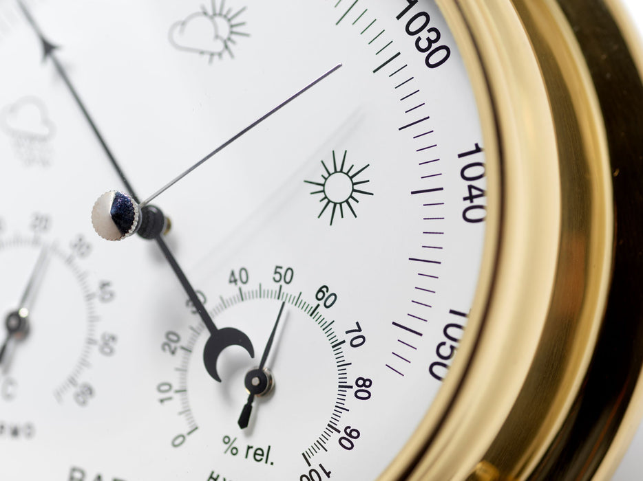 Weather Scientific Tabic Clocks Solid Brass Barometer with Hygrometer and Thermometer gauges Tabic Clocks